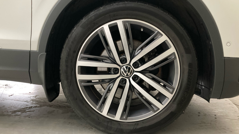 Volkswagen Tiguan Allspace 2.0 TSI 4Motion Elegance 5dr DSG Petrol Estate